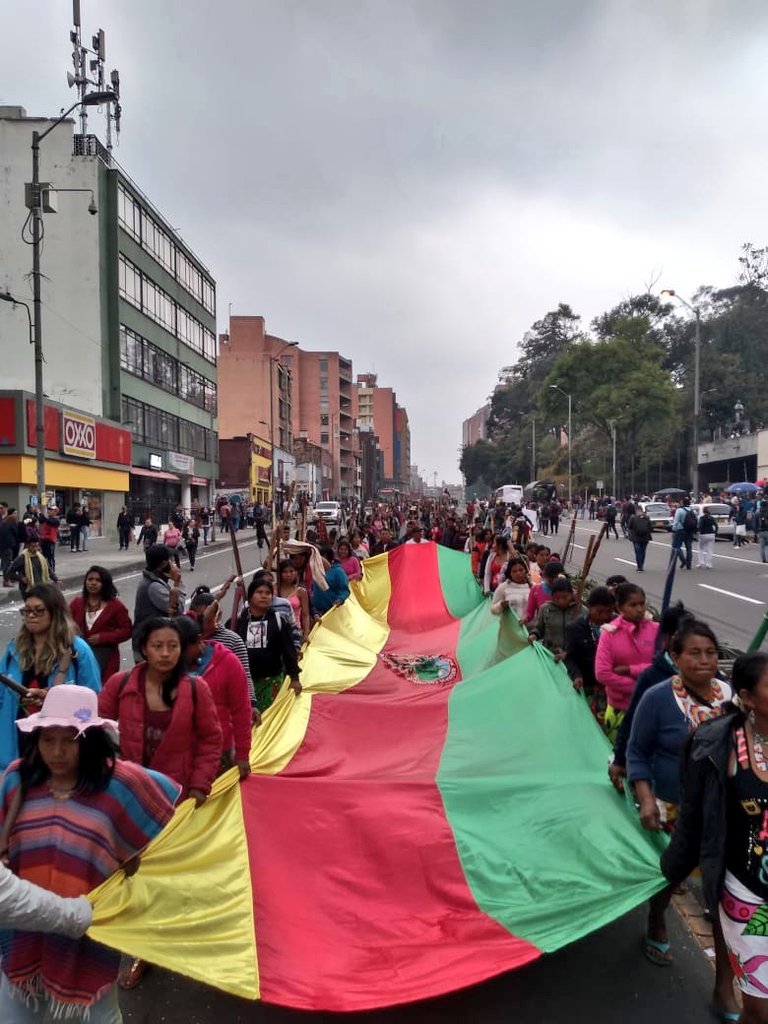 Indígenas colombianos alcanzan acuerdo con el Gobierno y regresan a sus territorios