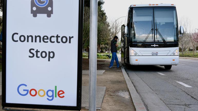 Autobús corporativo de Google atropelló y mató a una empleada