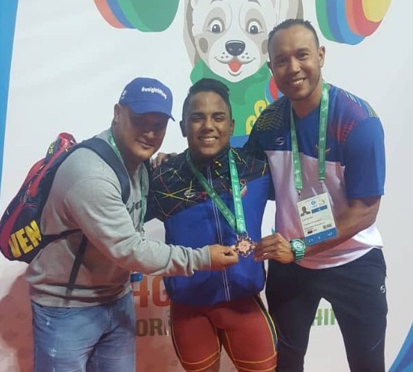 Pesista Keydomar Vallenilla gana una nueva medalla de bronce para Venezuela