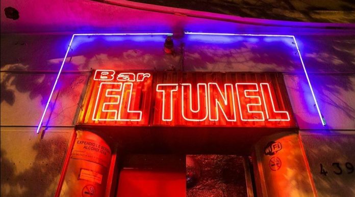 Santiago: Movilh celebra fallo contra bar «El Túnel» por discriminar a una clienta transgénero