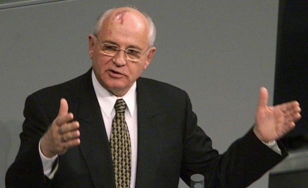 Gorbachov advierte sobre el posible regreso de la Guerra Fría