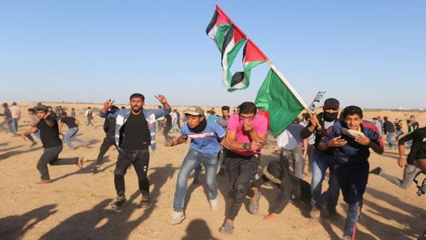 Siete mil palestinos protestan en Gaza para exigir el fin del bloqueo israelí