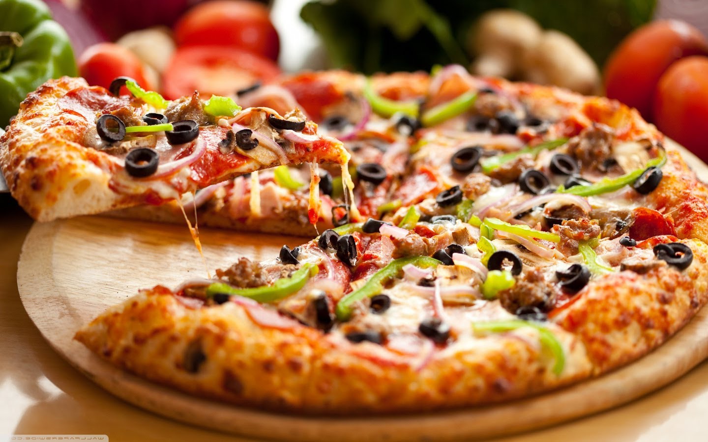 Físicos revelan fórmula científica para cocer la pizza a la perfección
