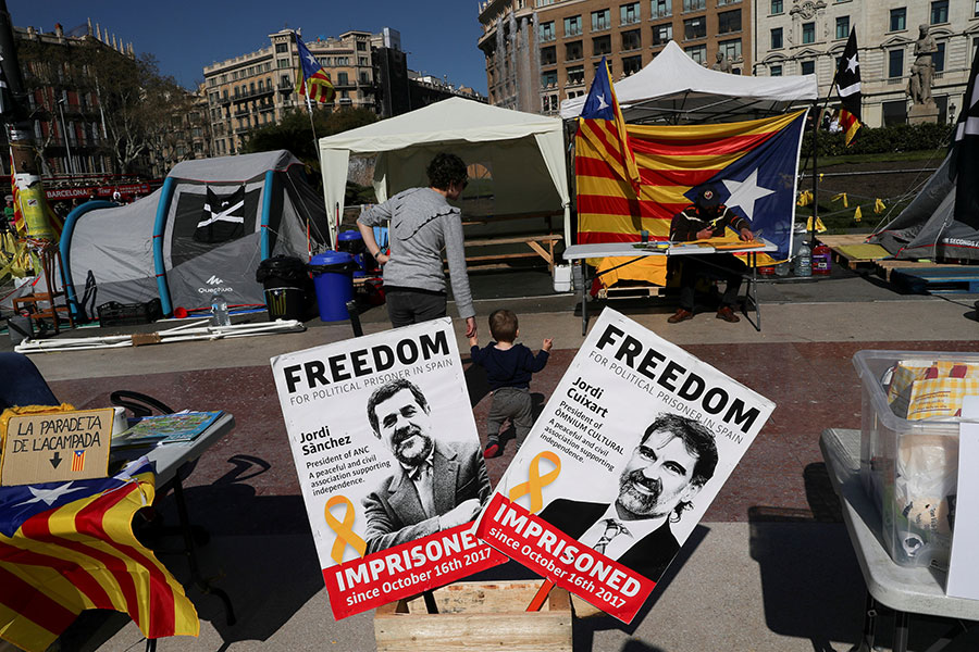 Independentistas catalanes en prisión levantan huelga de hambre