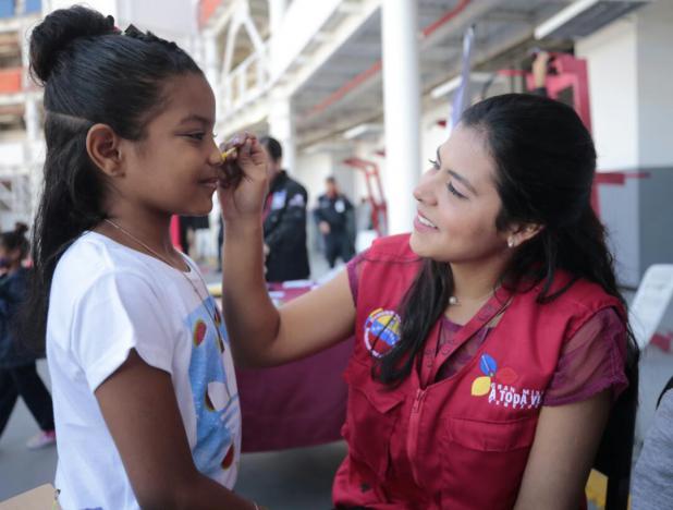 Millones de niños venezolanos sonríen tras recibir juguetes del plan «Navidades Felices»