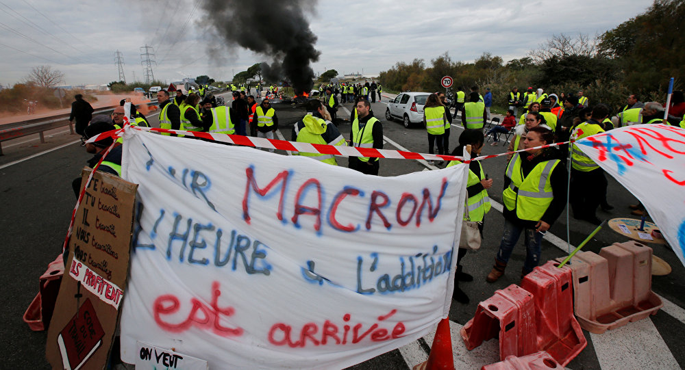 Canciller francés revela que París investiga participación de Rusia en protestas