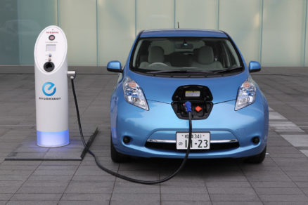 Autos eléctricos generan menos desechos que los coches convencionales