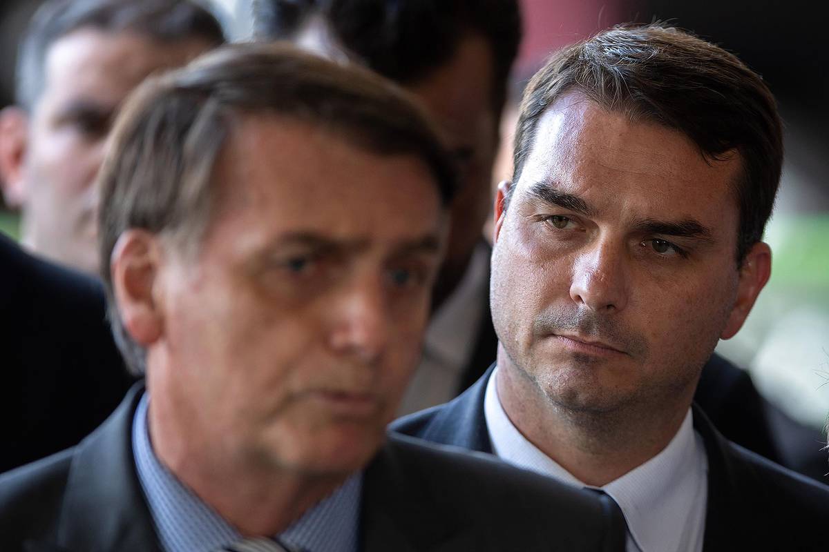 Fiscalía de Brasil presenta denuncia contra Flávio Bolsonaro por corrupción