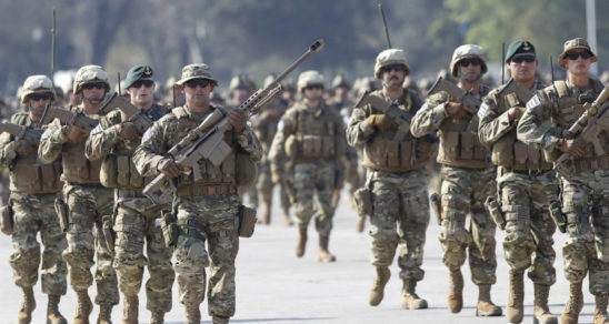 Diputado Brito y su propuesta para el gasto militar: «Sacar la billetera de las Fuerzas Armadas y que ésta la controle el poder civil»