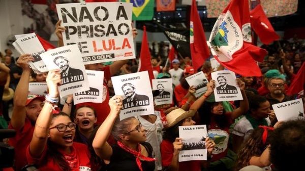 (Video) Tribunal de Brasil suspende audiencia sobre habeas corpus de Lula