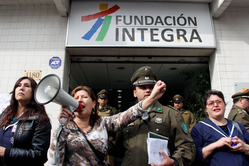 Trabajadores de Fundación Integra anuncian la radicalización de sus movilizaciones tras falta de acuerdo por reajuste