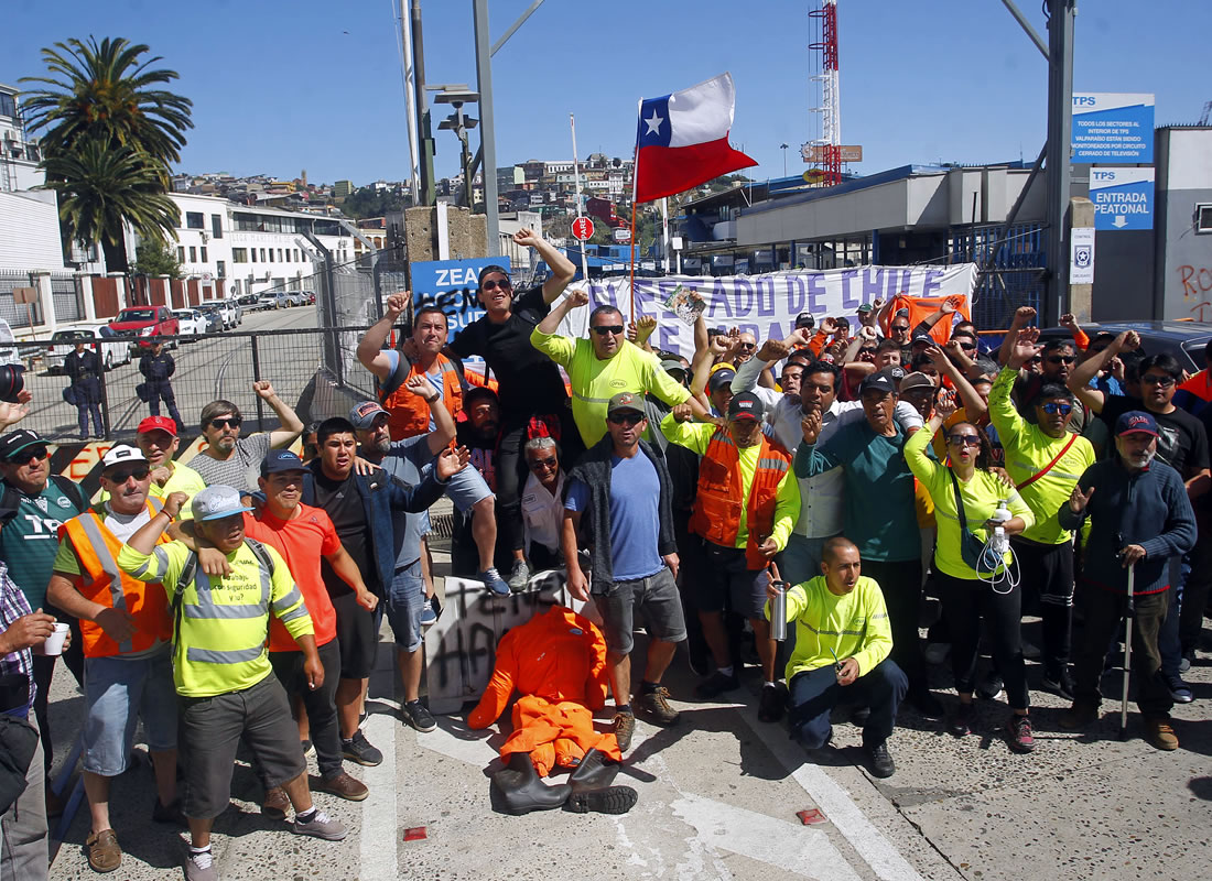 Portuarios del Bío Bío anuncian movilización en apoyo a sus colegas de Valparaíso