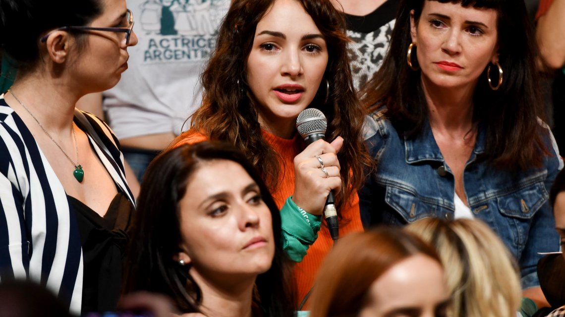 Senadoras argentinas reafirman su compromiso con mujeres víctimas de abusos