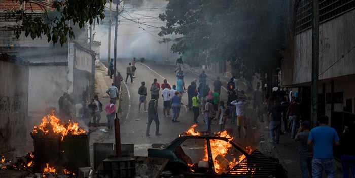 «Es falso que pobladores de Cotiza manifestaban en apoyo de los militares sublevados», dijeron desde la misma protesta