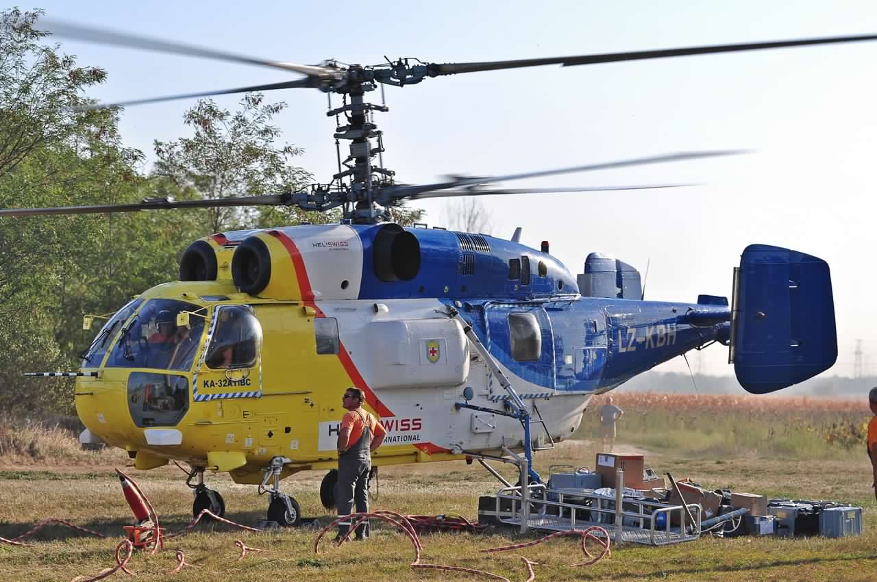 Helicóptero ruso Kamov KA-32 llegó a Chile para apoyar el combate de los incendios forestales