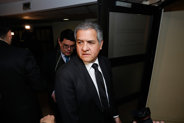 Ministro Carroza critica a Interpol: «No entrega la información en forma fluida y veraz»