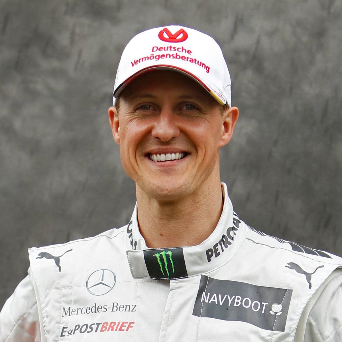 Familia de Michael Schumacher asegura que el ex piloto «está en buenas manos»