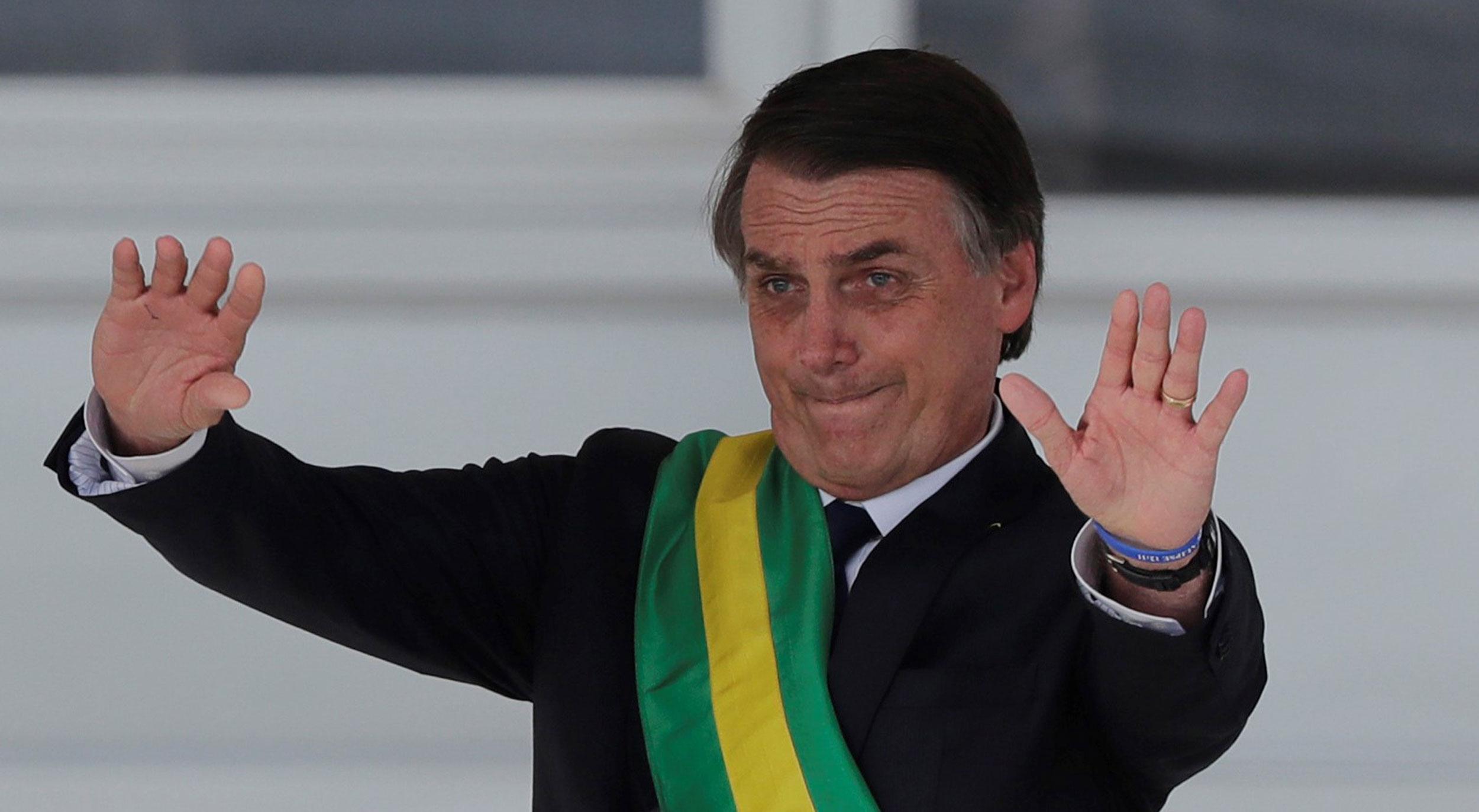 La cacería de Bolsonaro comienza contra los funcionarios con ideas «comunistas»