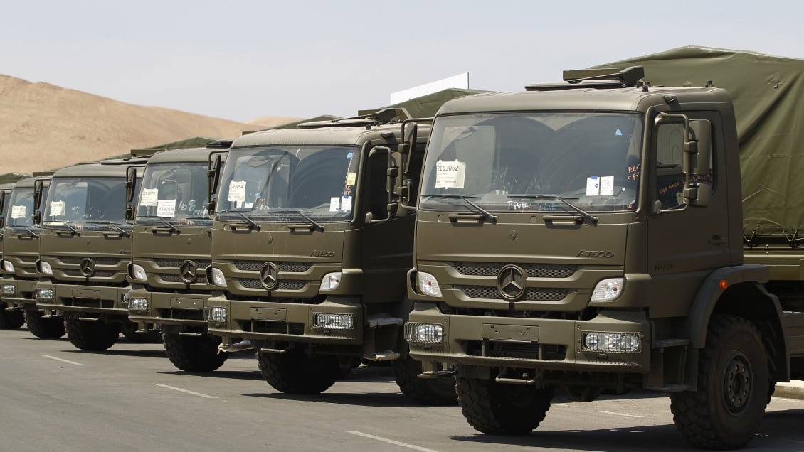 Corte Suprema ordena al Ejército entregar toda la información sobre la adquisición de camiones a Kaufmann