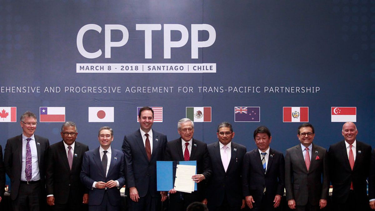 Economista José Miguel Ahumada: Firmar el TPP es una política de subordinación