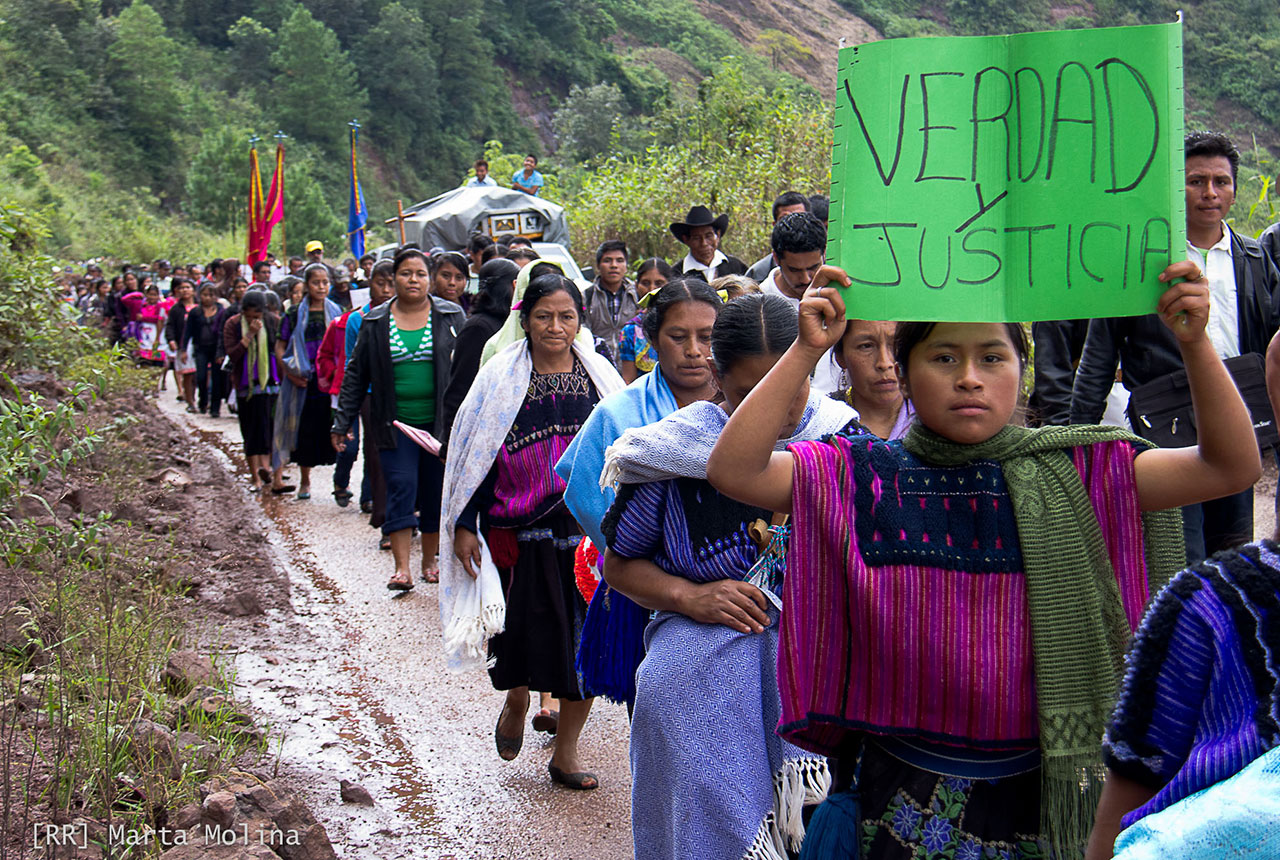 CNDH llama a proteger a indígenas desplazados por violencia en Chiapas