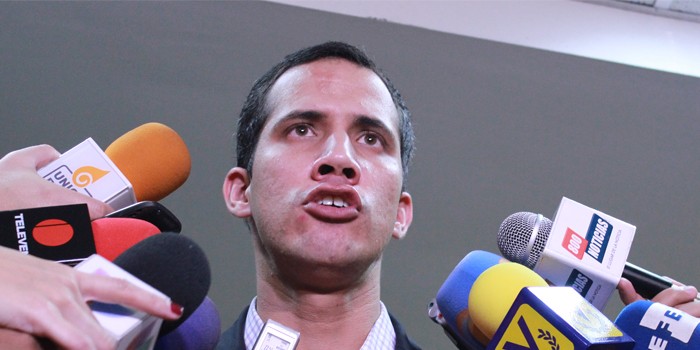 Juan Guaidó sólo llama a la violencia: de la guarimba al golpe de Estado