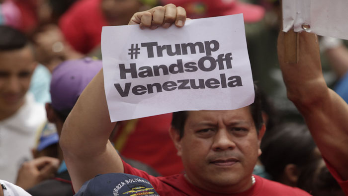 Sin despeinarse, Trump llama a librar una guerra en las calles para derrocar a Maduro