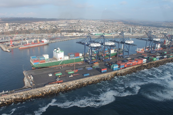 Intercambio comercial de Chile creció 31% en enero y alcanzó los US$ 16.864 millones