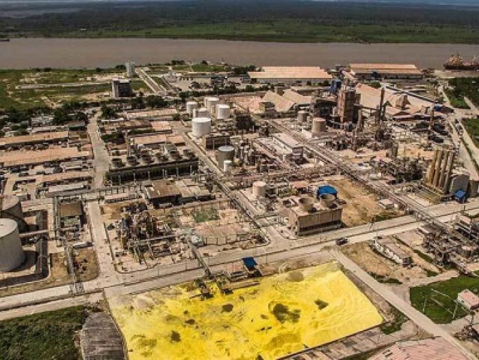 Gobierno de Colombia prepara confiscación de empresa de petroquímica venezolana