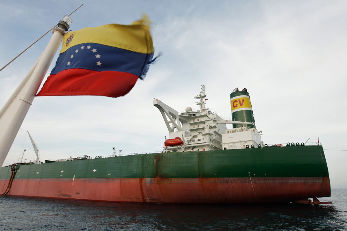 Estados Unidos demanda desviar los ingresos petroleros de Venezuela