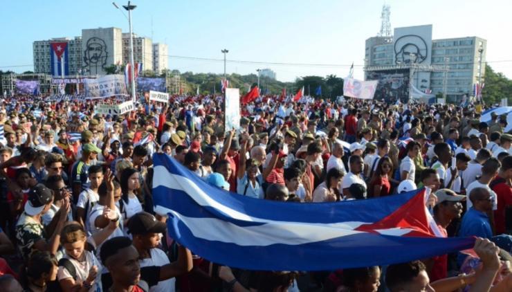 Cubanos en el exterior  participan en referéndum constitucional