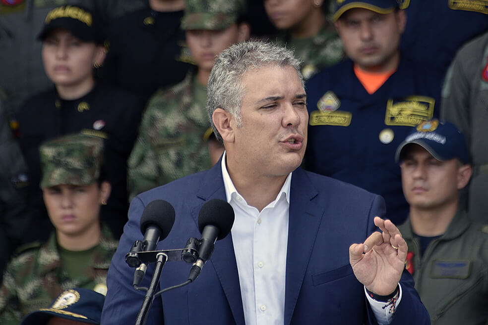 Piden a presidente de Colombia desligarse de planes belicistas contra Venezuela
