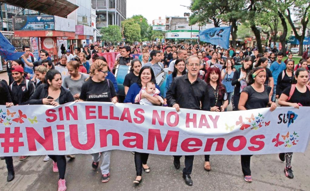 Mujeres argentinas marcharon en protesta al aumento de feminicidios