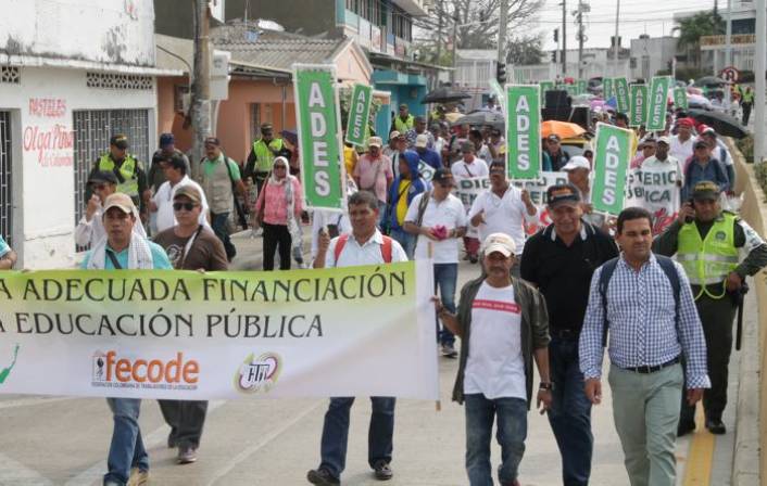 (Video) Maestros colombianos amenazan con extender paro nacional indefinidamente