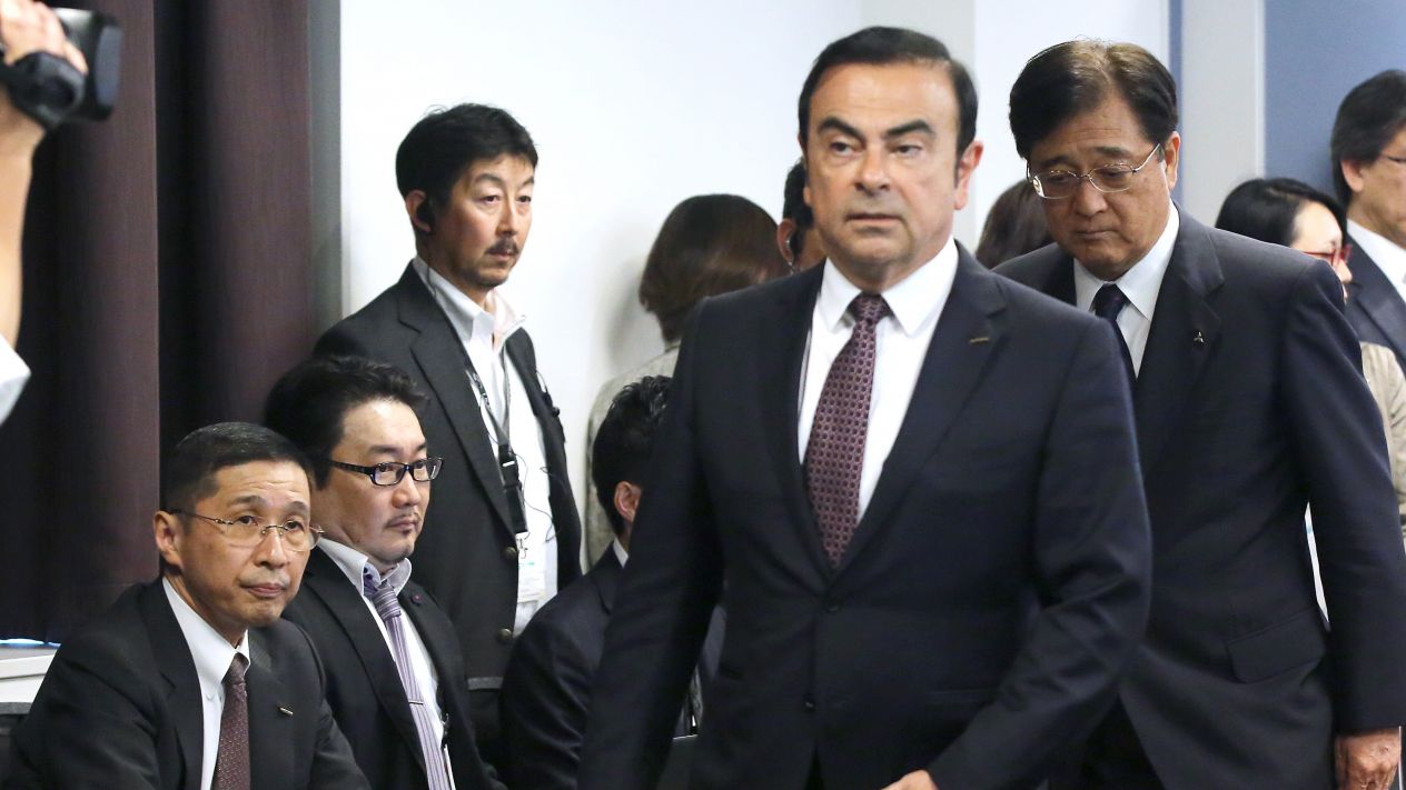 Liberan bajo fianza de $9 millones al expresidente de Nissan Motor