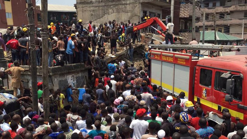 Tragedia en Nigeria: Más de 100 niños quedaron sepultados por escombros al colapsar una escuela