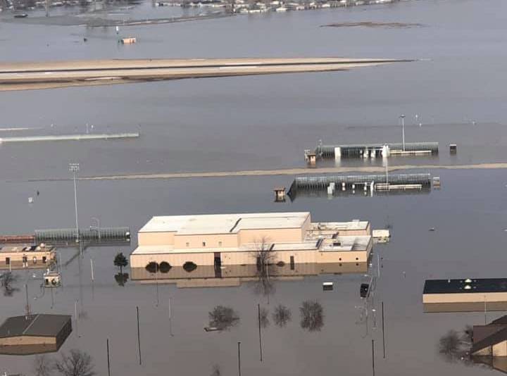 (Fotos) Desborde del río Missouri causa daños graves a instalaciones militares estadounidenses