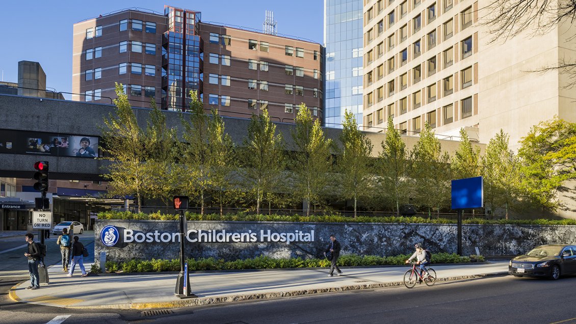 Corte Suprema descarta obligación del Estado de costear cirugía de niño en Boston