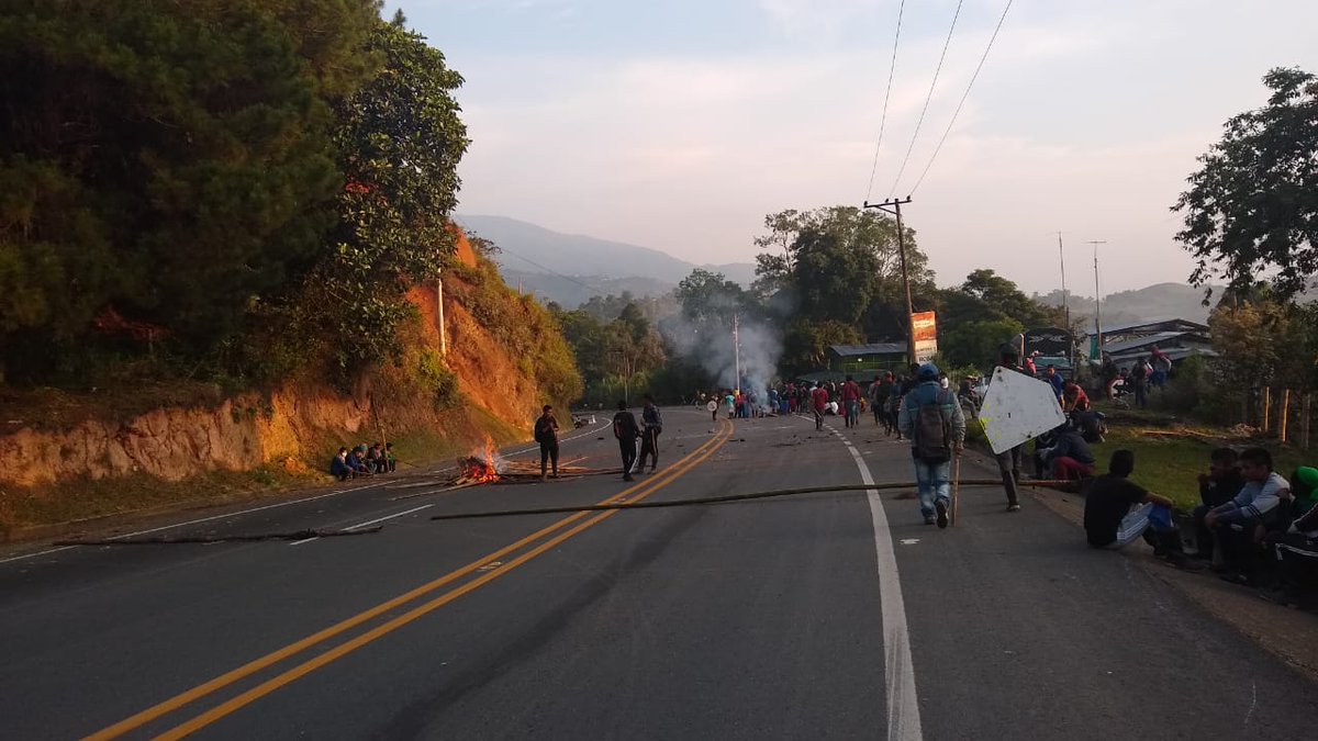 Fuerza pública colombiana hostiga a campesinos e indígenas en Minga Social