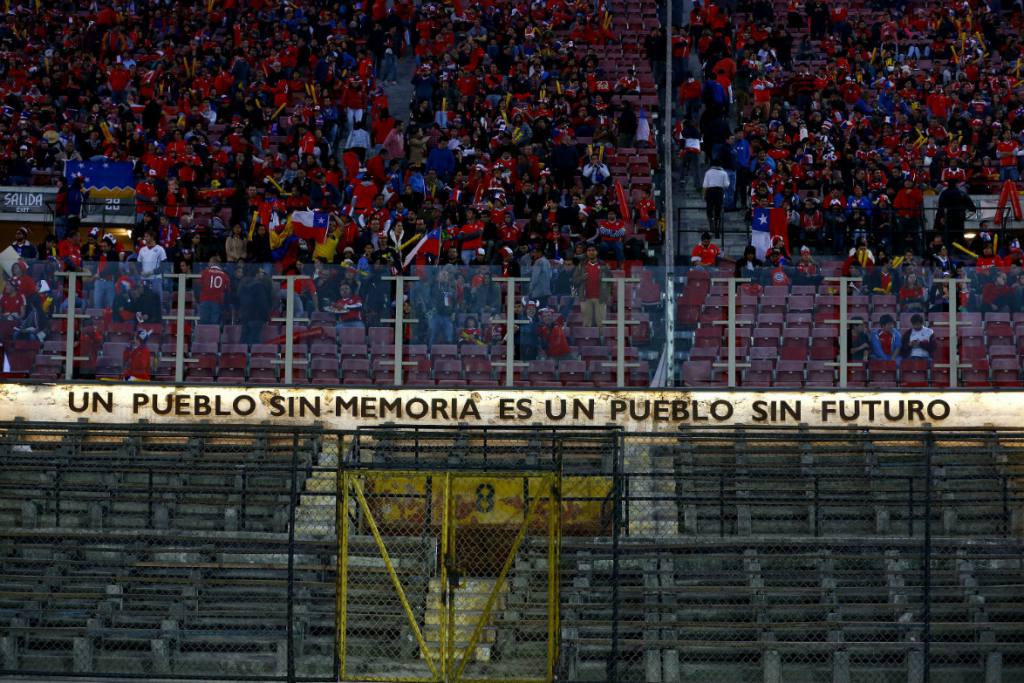 Corte de Santiago ordena indemnizar a víctima de torturas en el Estadio Nacional, Estadio Chile y el campo de prisioneros de Chacabuco 
