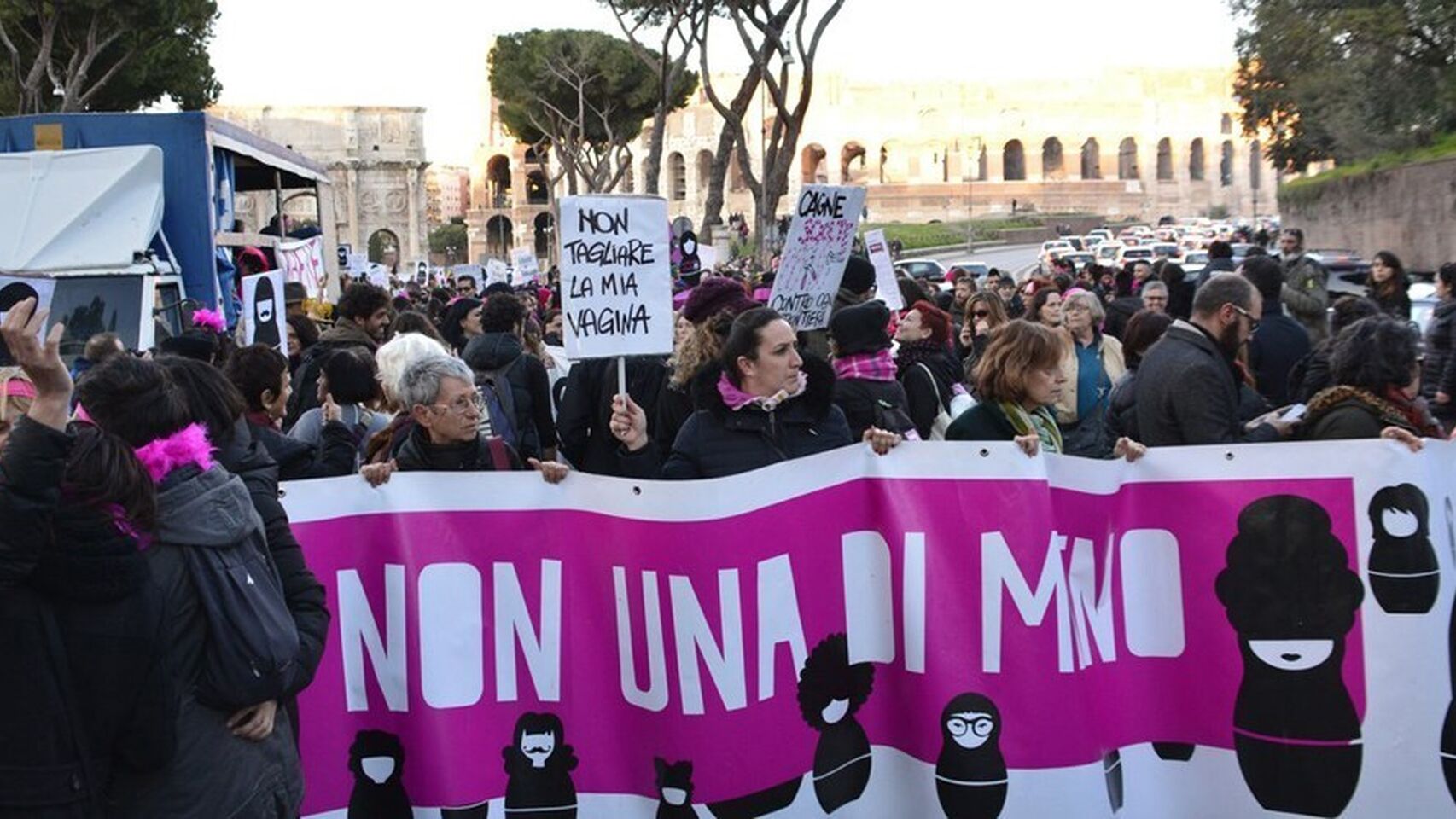 Polémica sentencia: Dos violadores son absueltos en Italia porque la víctima era «fea»