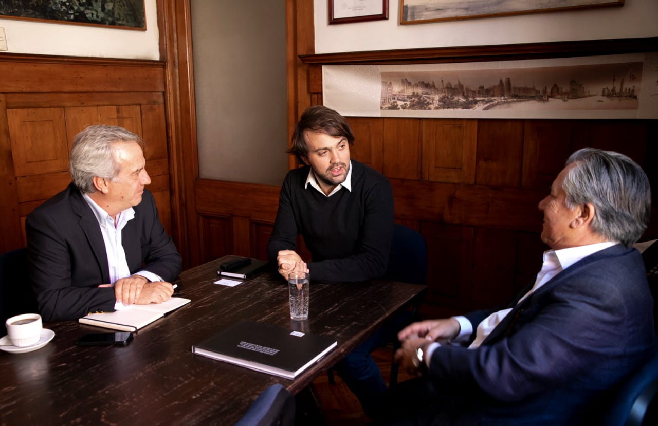 Valparaíso: Grupo Urenda presentó proyecto de expansión portuaria al alcalde Jorge Sharp