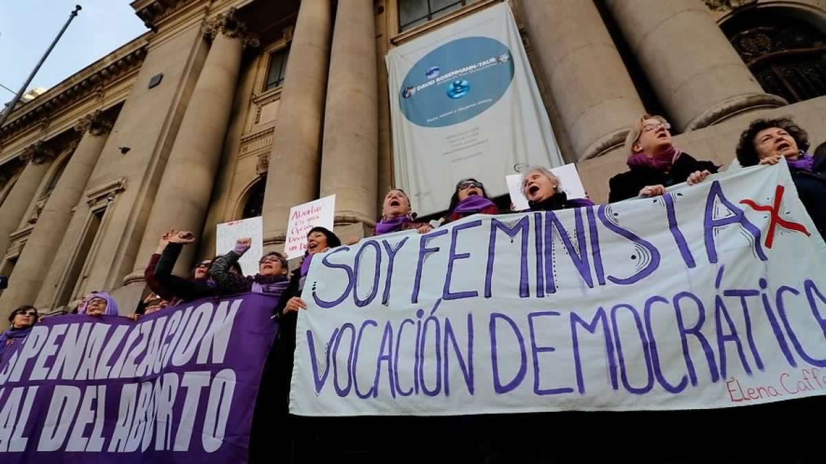 Rectores acuerdan ocho medidas para avanzar en la igualdad de género en las universidades