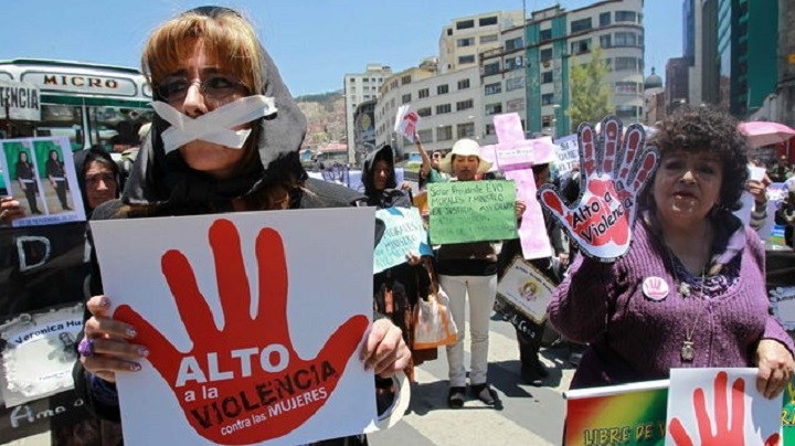 Capturan a cinco de los siete hombres que violaron en grupo a una joven en Perú
