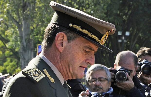 Destituido Comandante en Jefe del Ejército de Uruguay por cuestionar al Poder Judicial