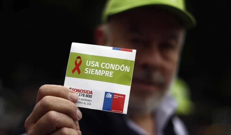 Congreso: Constituyen comisión investigadora por responsabilidades políticas en aumento de casos de VIH