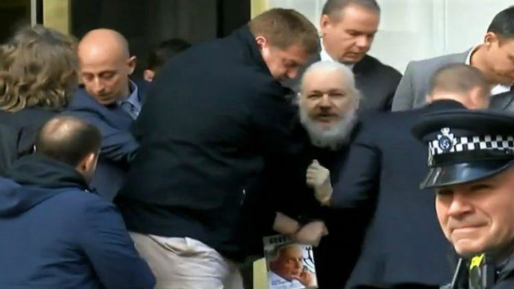 Correa tras el arresto de Assange: «Lenín Moreno es el traidor más grande de la historia ecuatoriana y latinoamericana»