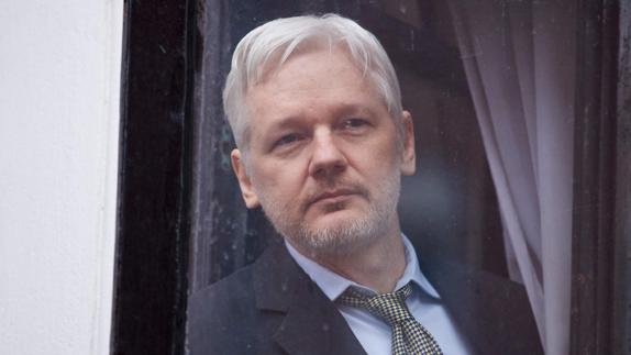 Lenín Moreno planea expulsar a Assange en las próximas «horas o días»