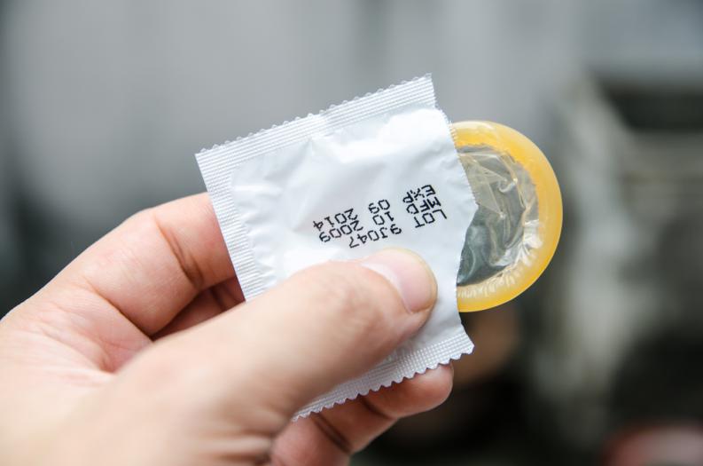 Kioskos de Santiago ya pueden vender condones: Serán hasta 50% más baratos que en farmacias