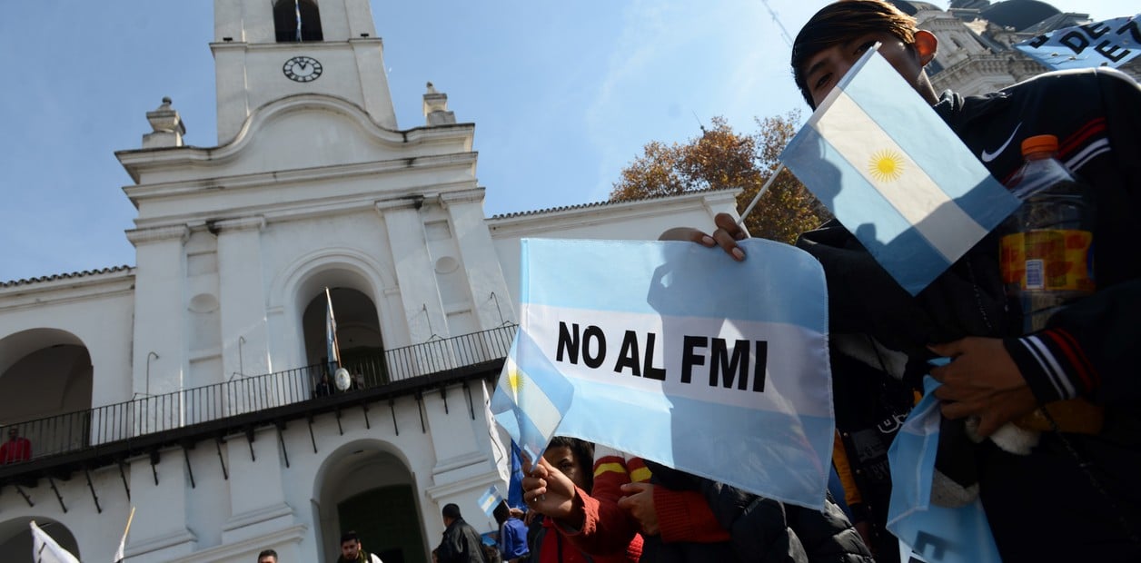 Un acuerdo con el FMI es sinónimo de más pobreza y menos derechos laborales